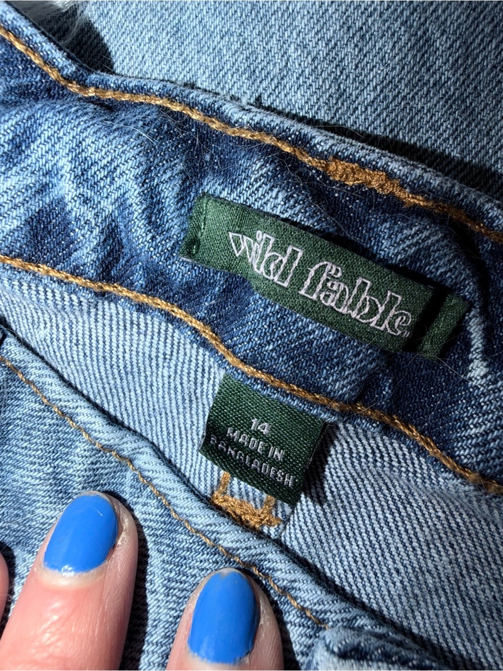🤎 WILD FABLE // Bow Print High Rise Jeans - Picture 3 of 5
